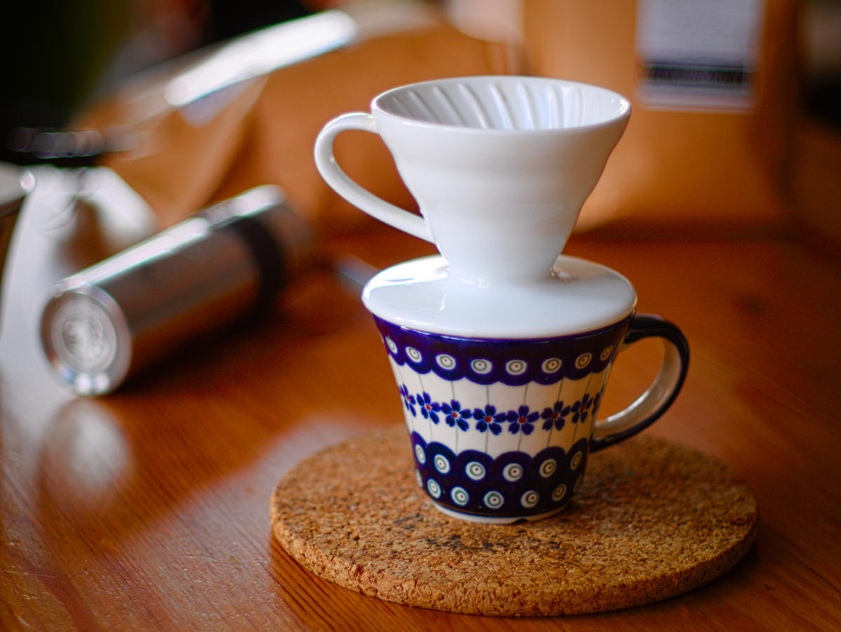 A ceramic V60 mid-drawdown. Photograph: Olgierd Rudak, CC BY 2.0, via Wikimedia Commons.